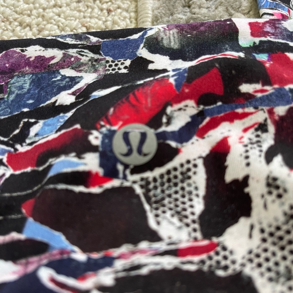 Lululemon size 2 perfect condition leggings